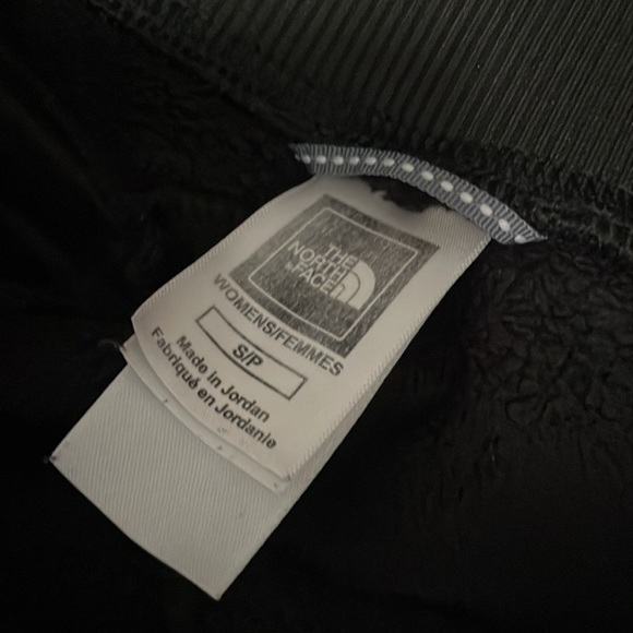 Black Fleece North Face sweatpants - Picture 3 of 5